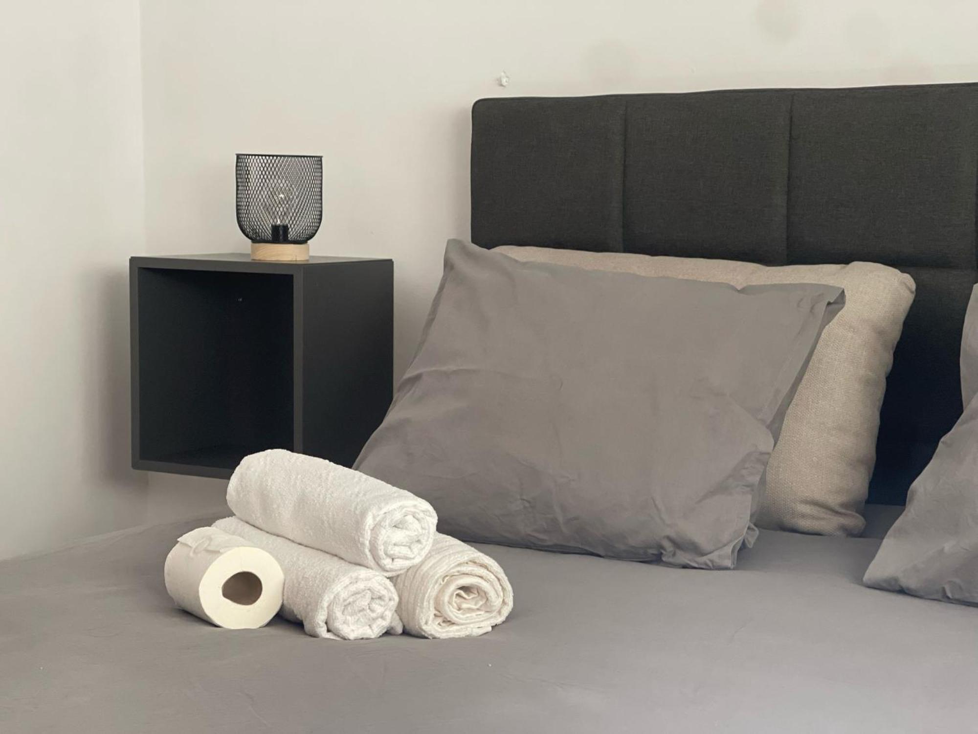 Astral-Habitacion Doble Privada En Casa Compartida-Uebica2 Ξενοδοχείο Μαϊρένα δελ Αλχαράφε Εξωτερικό φωτογραφία