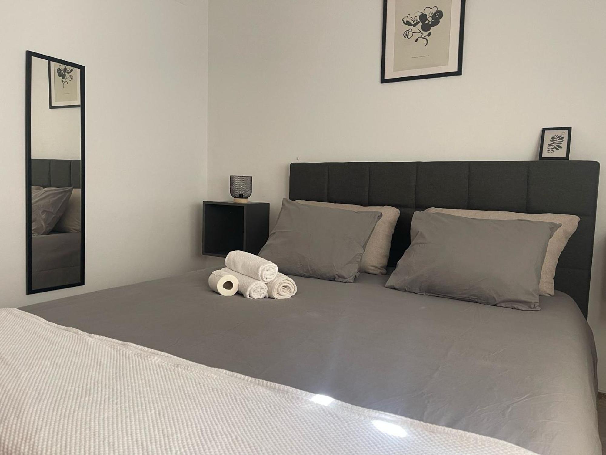 Astral-Habitacion Doble Privada En Casa Compartida-Uebica2 Ξενοδοχείο Μαϊρένα δελ Αλχαράφε Εξωτερικό φωτογραφία